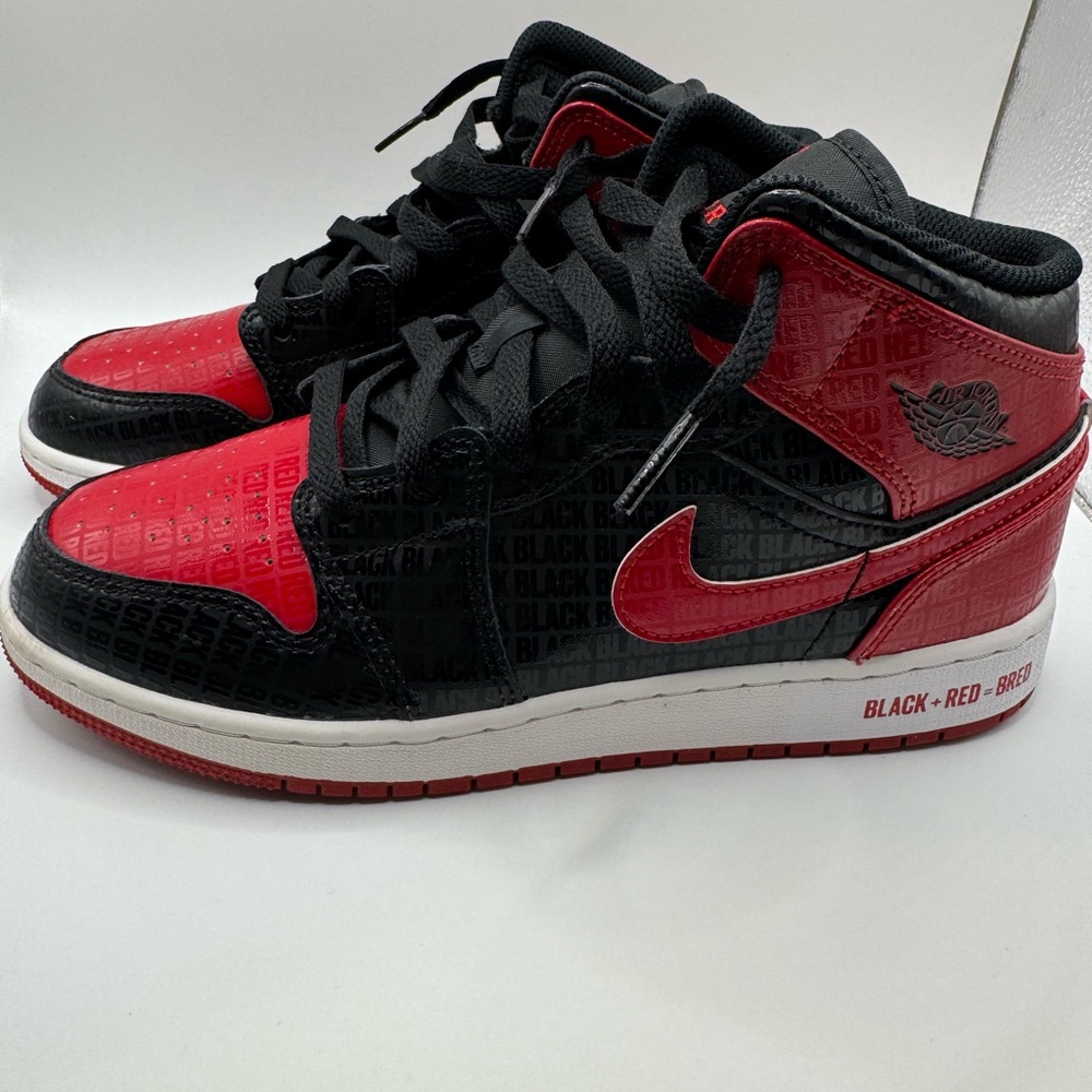 Nike Air Jordan 1 Mid SS GS Black + Red = Bred sneakers shoes 6Y (7 to 7.5)